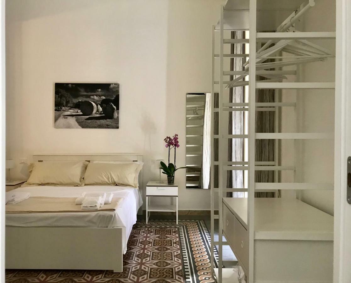 Fofino'S Rooms Палермо Екстериор снимка